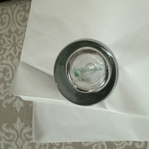 Glass Vase with Etched Lady Golfer - Picture 3 of 3